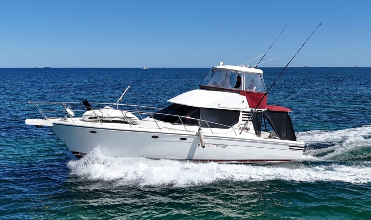 Northshore 42 Flybridge Cruiser — image 1