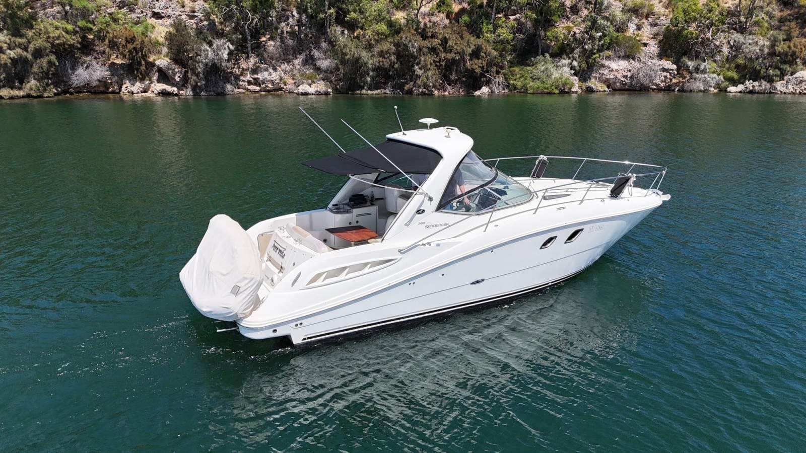 Sea Ray 355 Sundancer — image 1