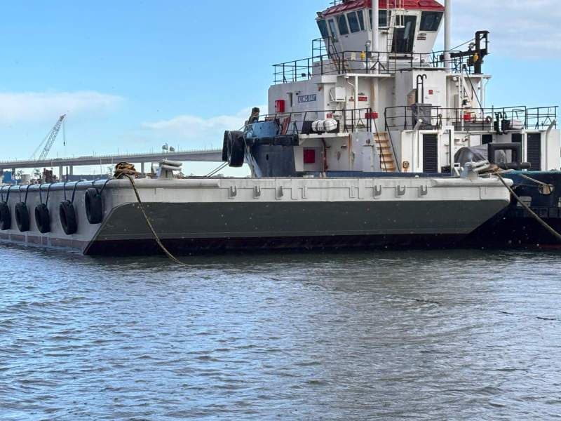 34m x 12m Flat Top Barge